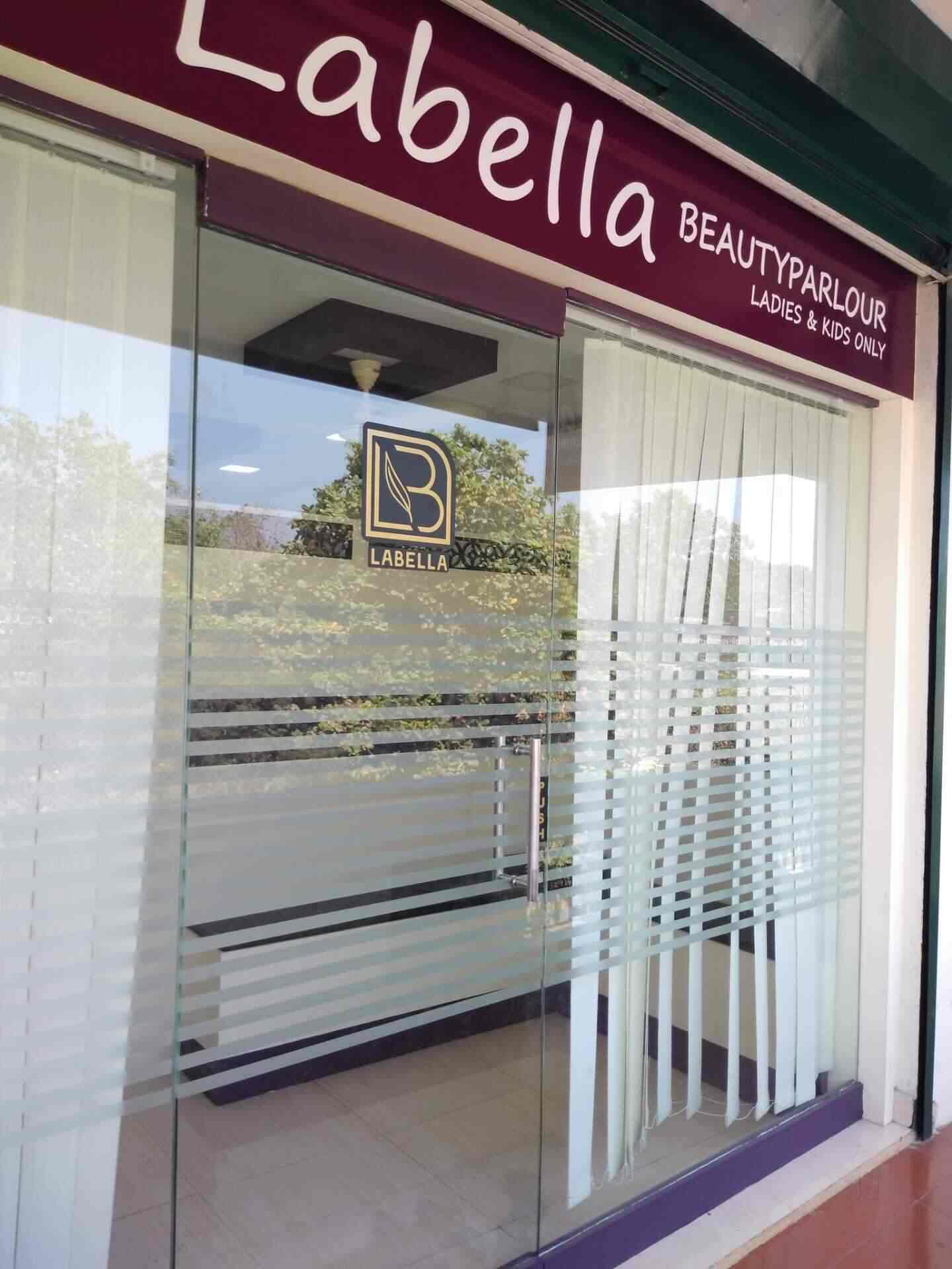 beauty parlour in pala