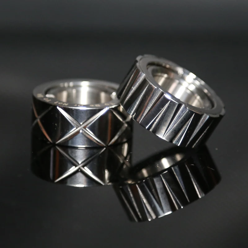 fidget toys metal rings