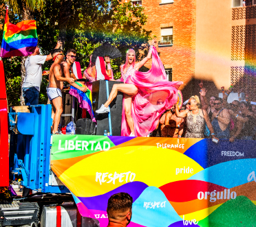 fiestas gay torremolinos