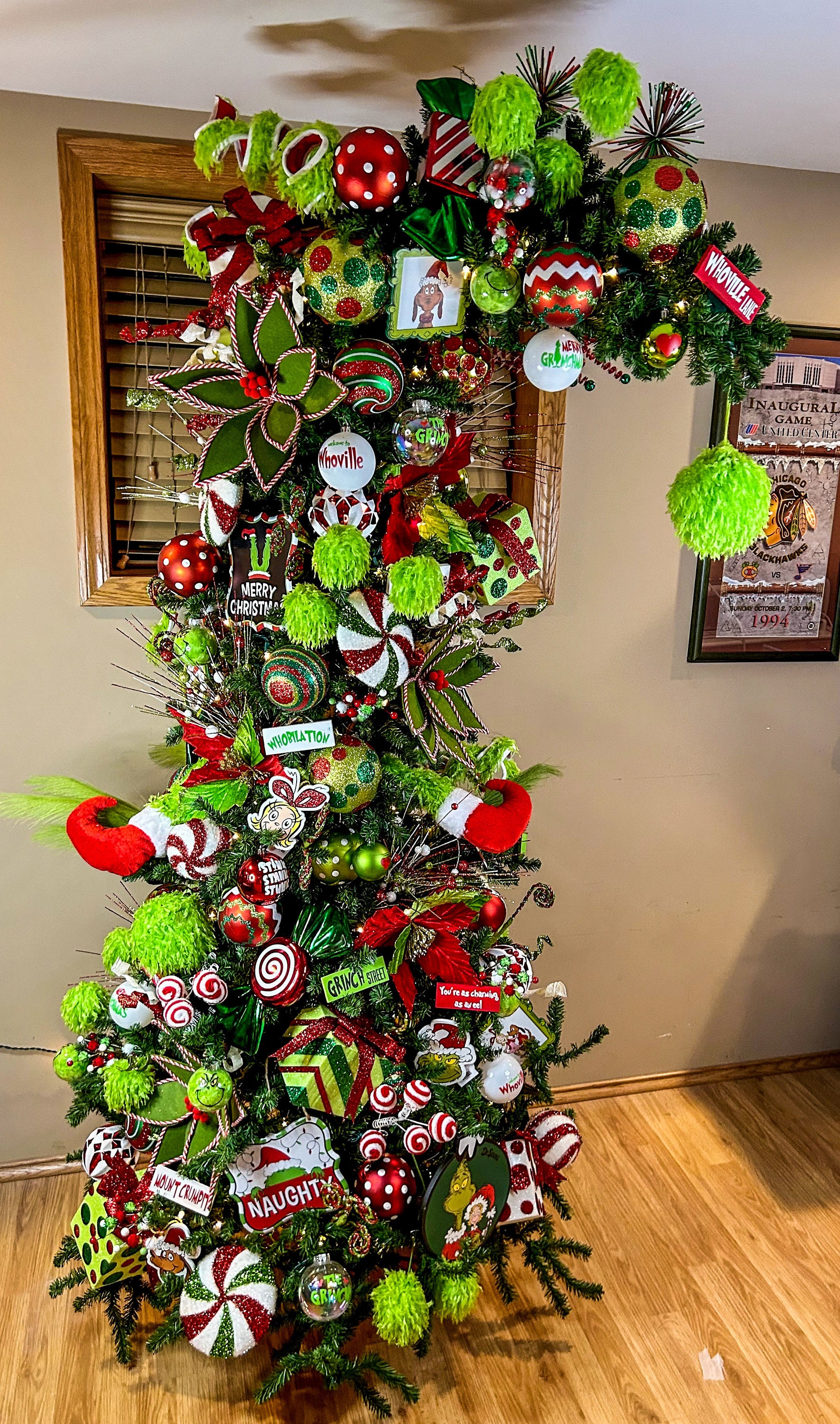 grinch tree decorations