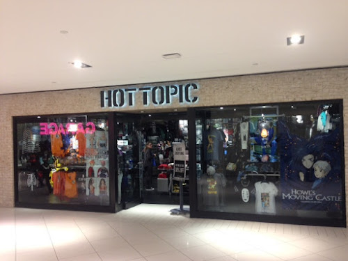 hot topic bayshore ottawa