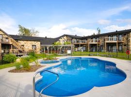 hotels in magog