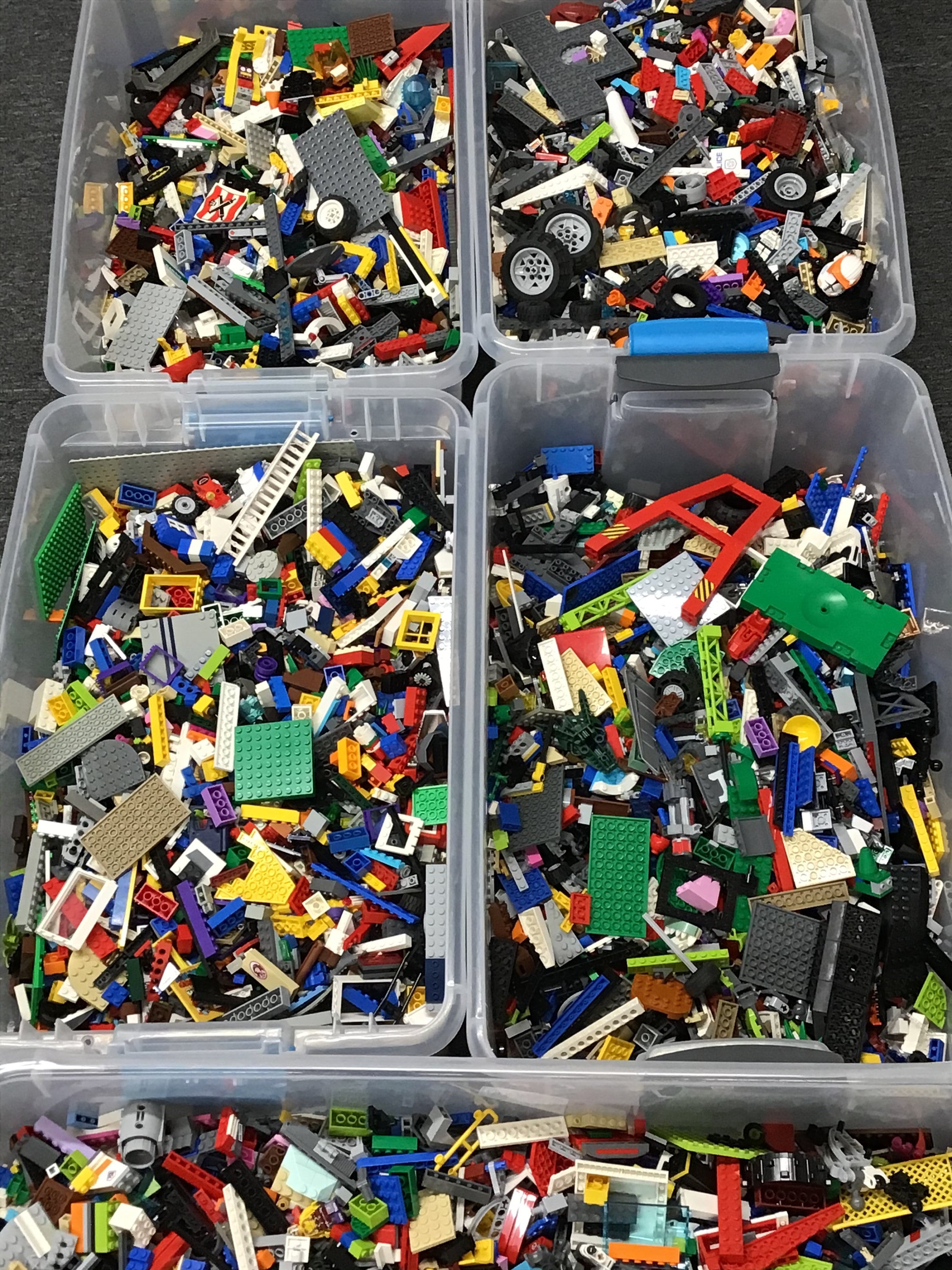 how many lego pieces in a pound