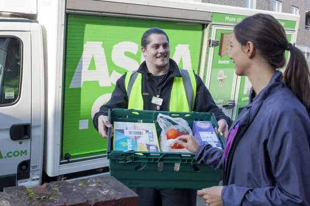 how much do tesco delivery drivers earn