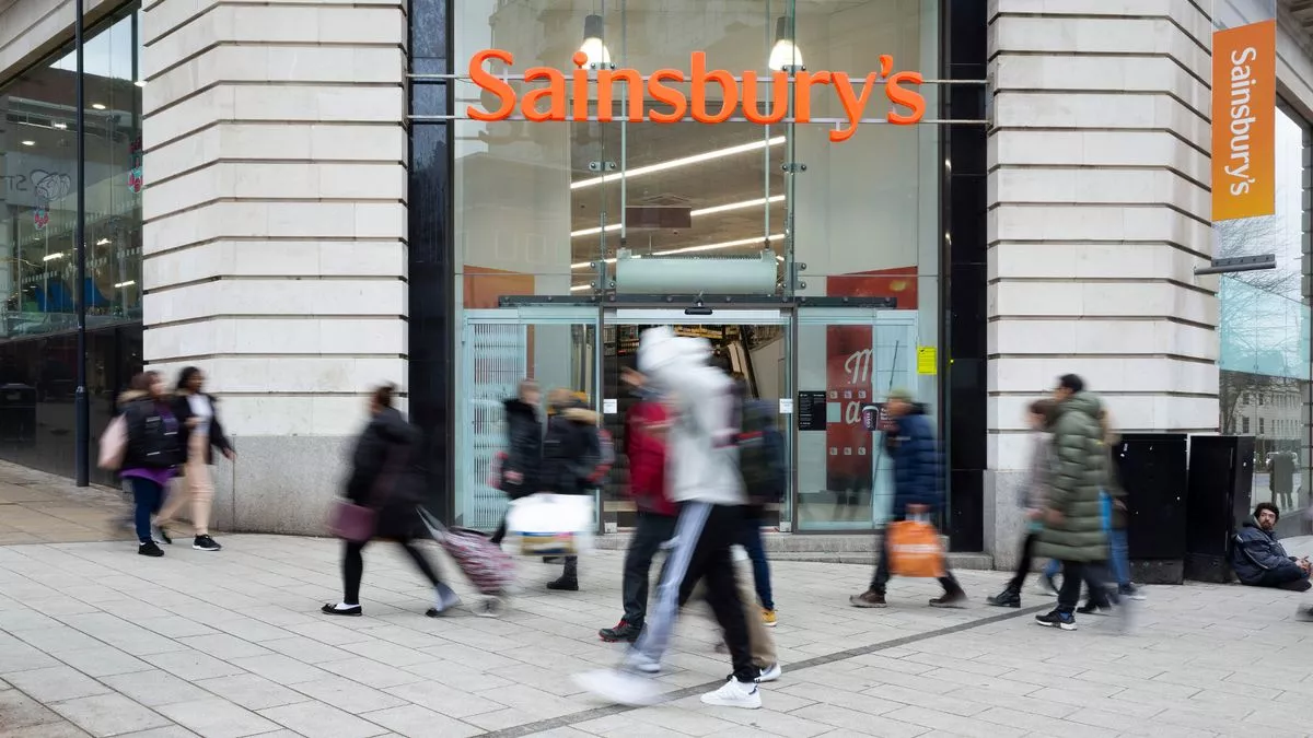 is sainsburys open new years day