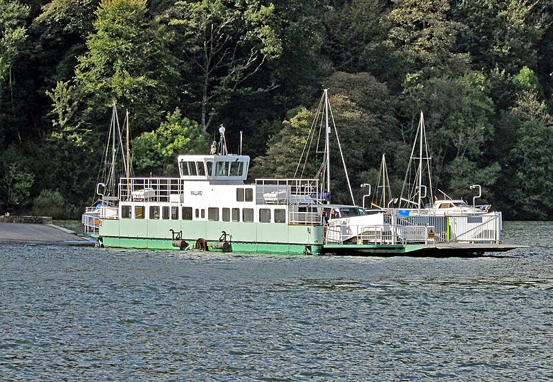 is windermere car ferry running today