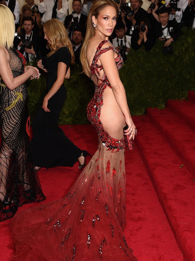 jlo met gala 2016