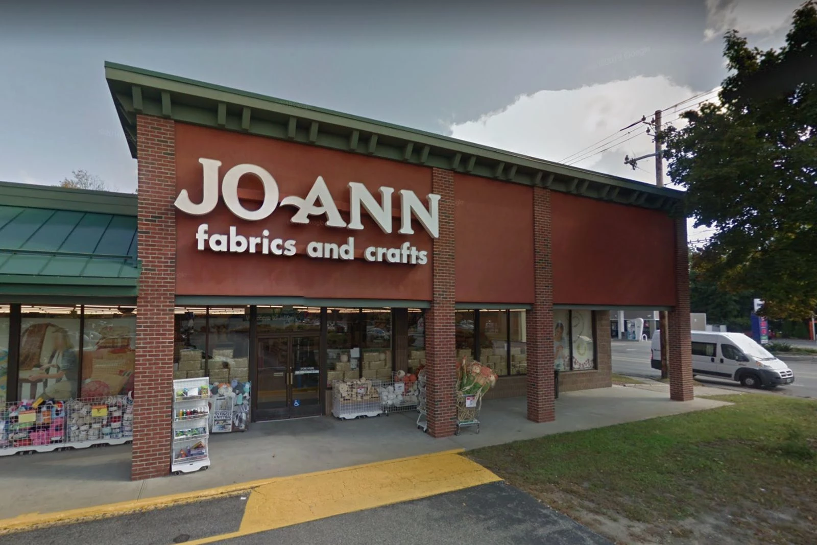 joann fabrics bankruptcy 2023