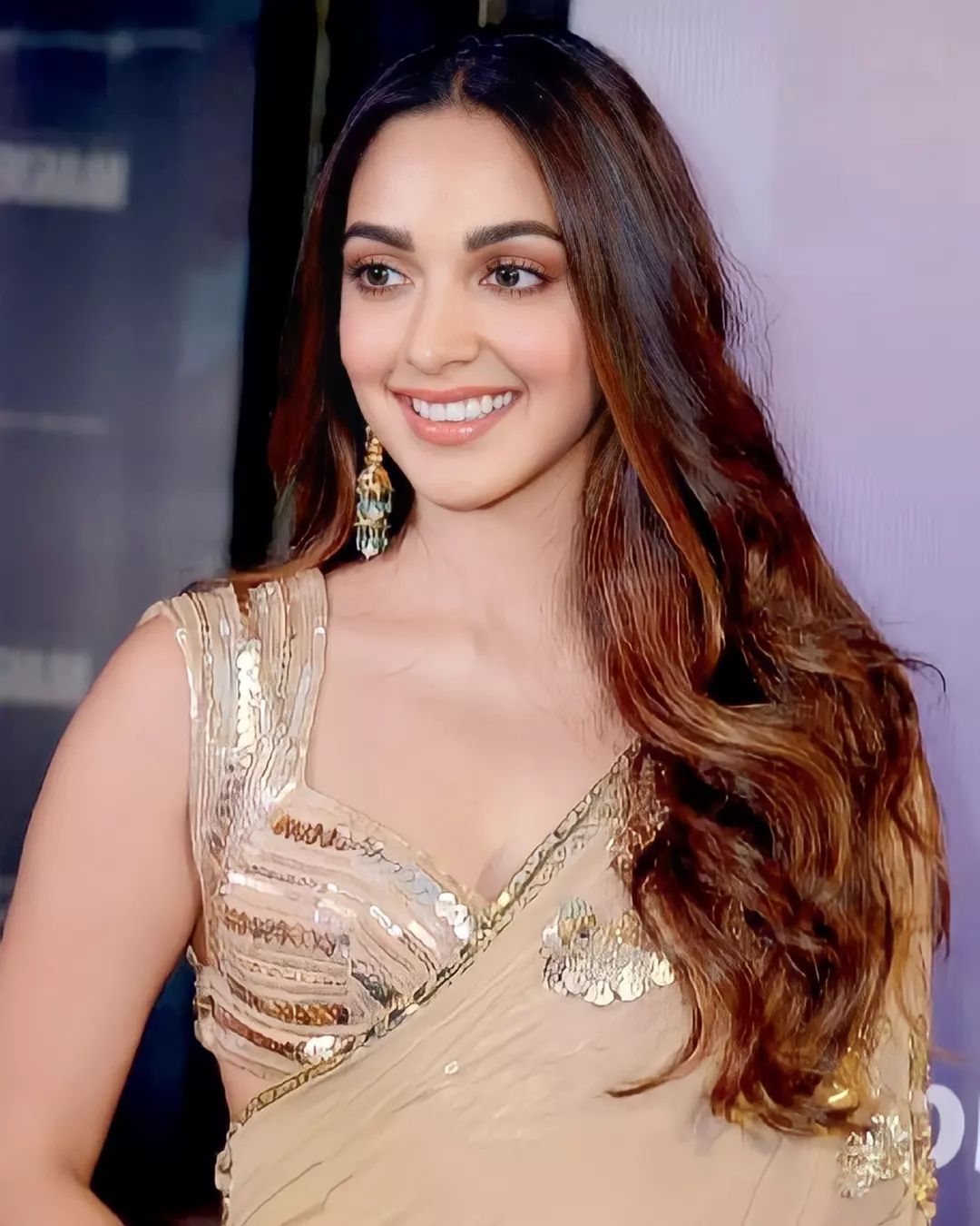 kiara advani mother tongue