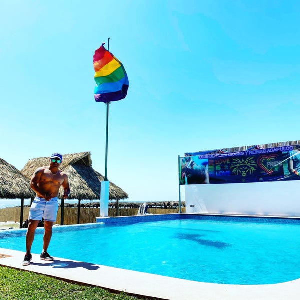 lugares gay en acapulco