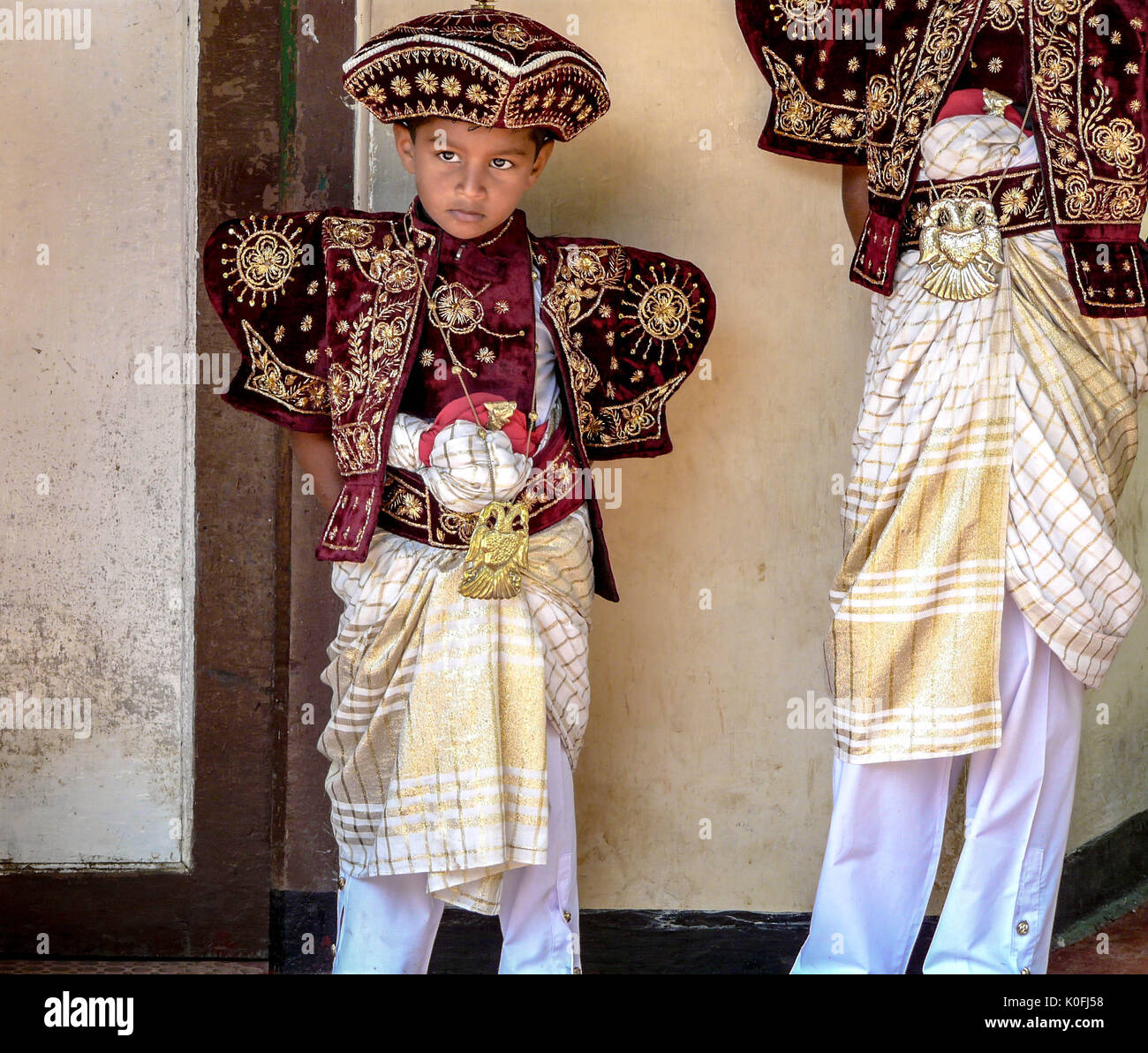 national costume sri lanka