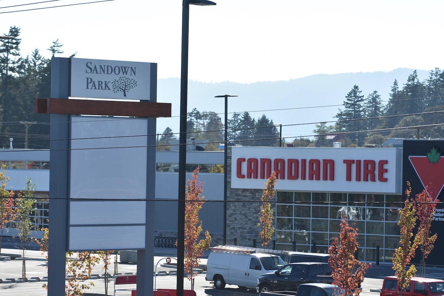 north saanich canadian tire