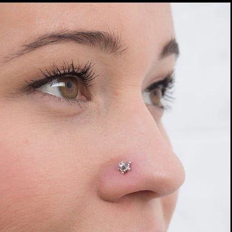 nose piercing star