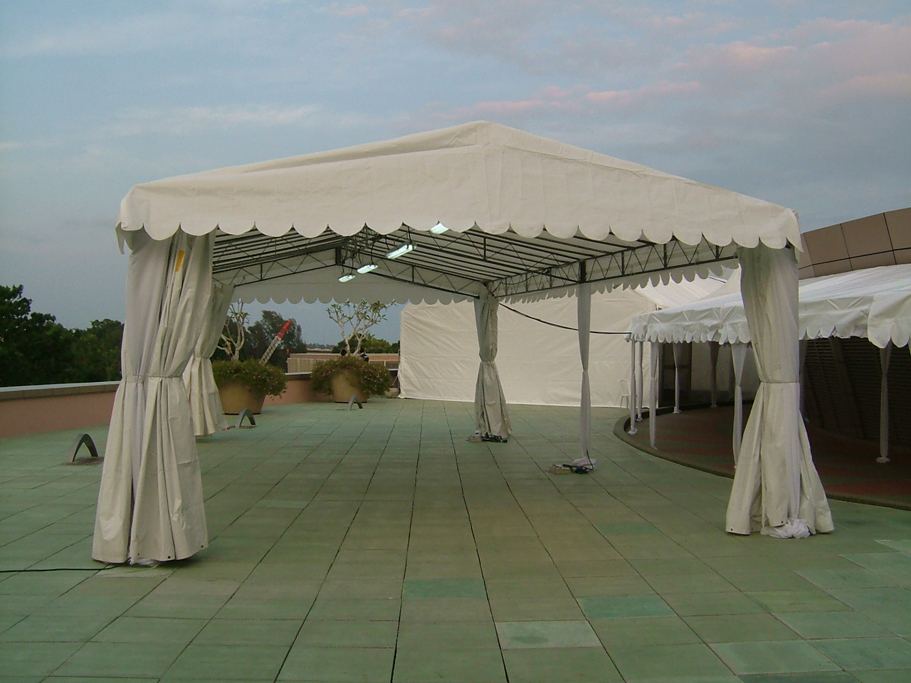 outdoor tentage