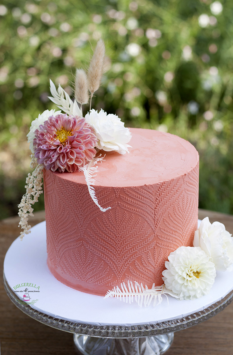 picture of a birthday cake for a woman