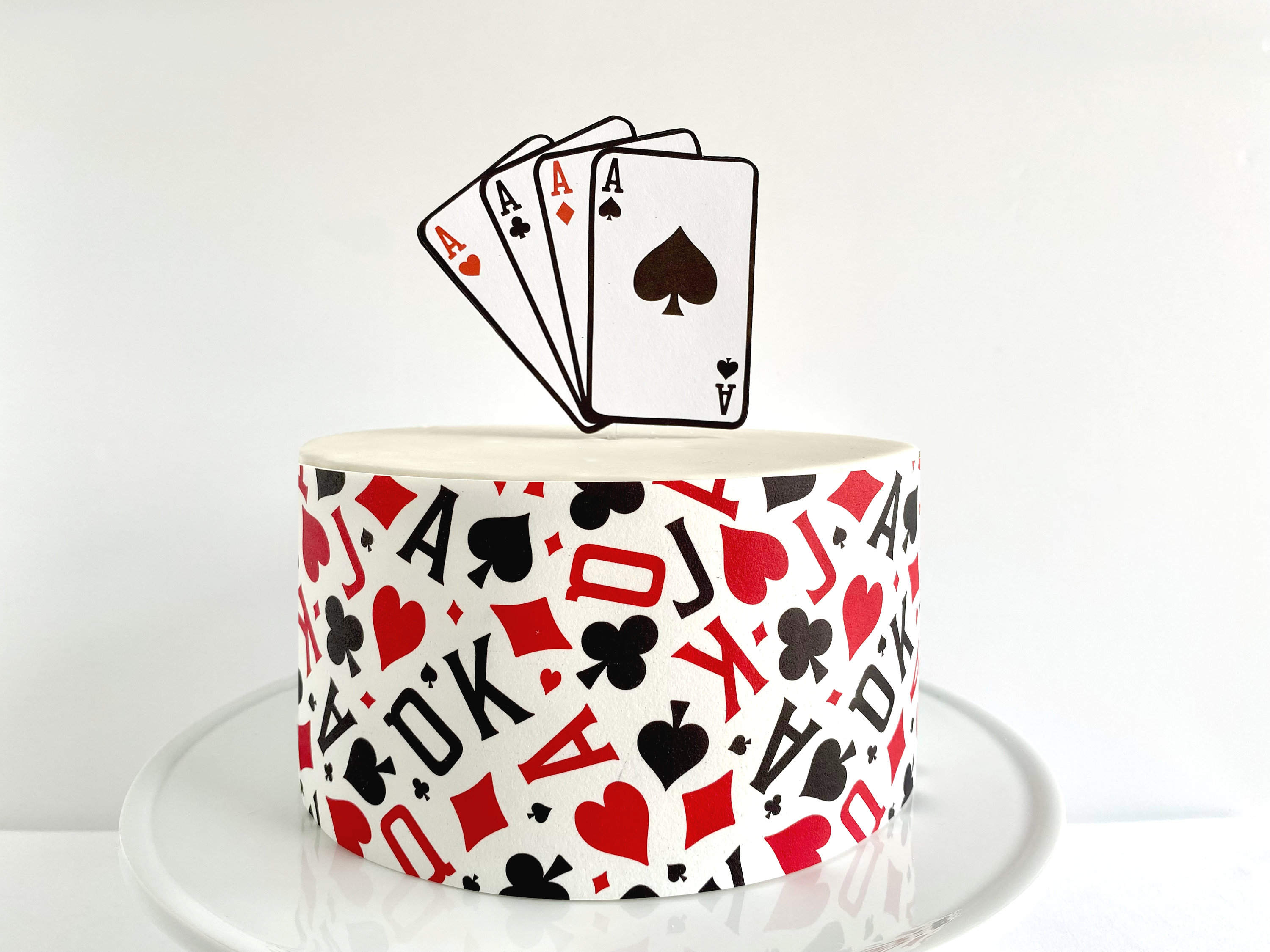 playing cards cake design