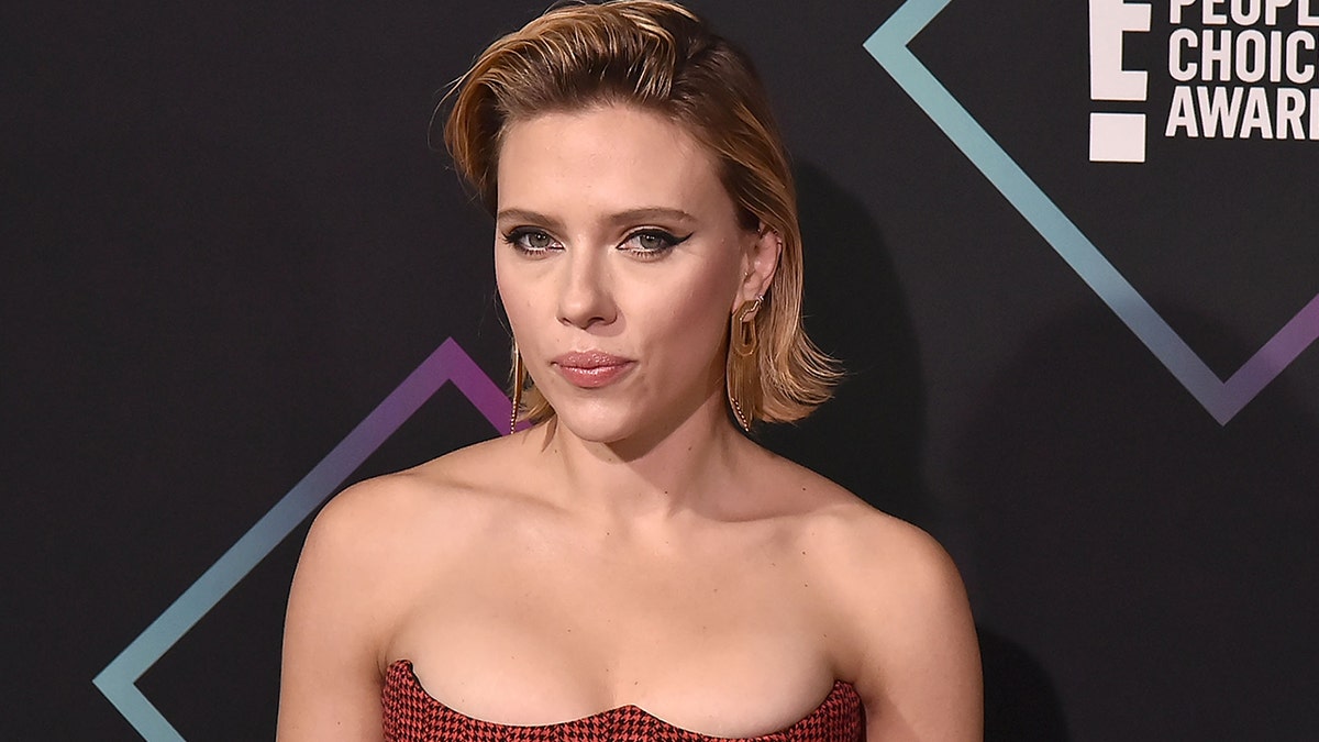 scarlett johansson leaked