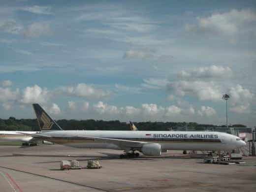 singapore airlines flight 319