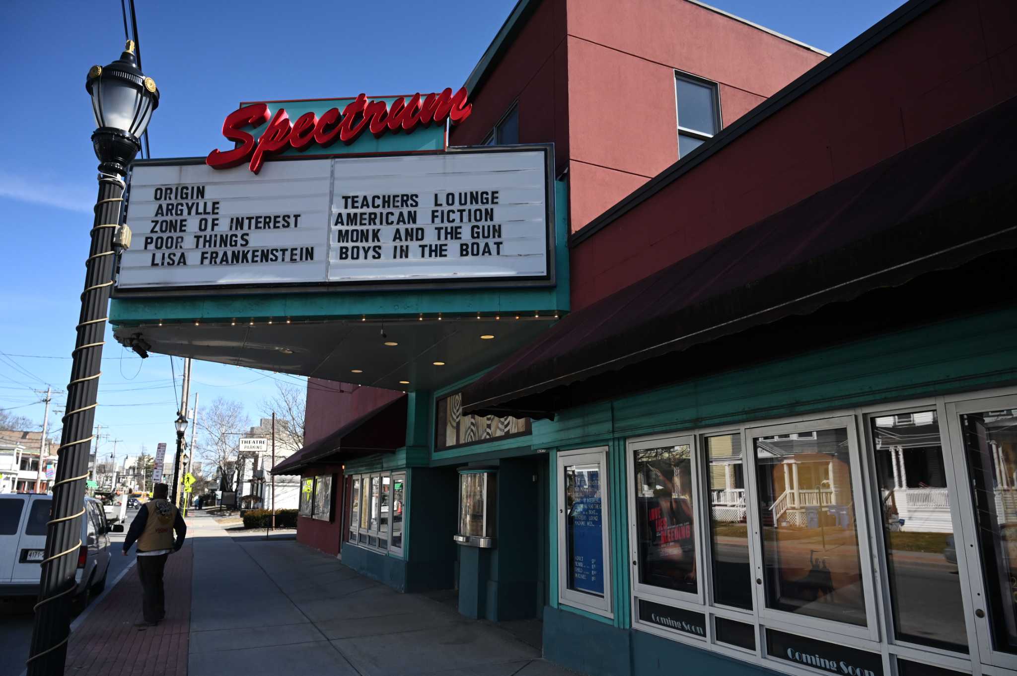 spectrum theater 8