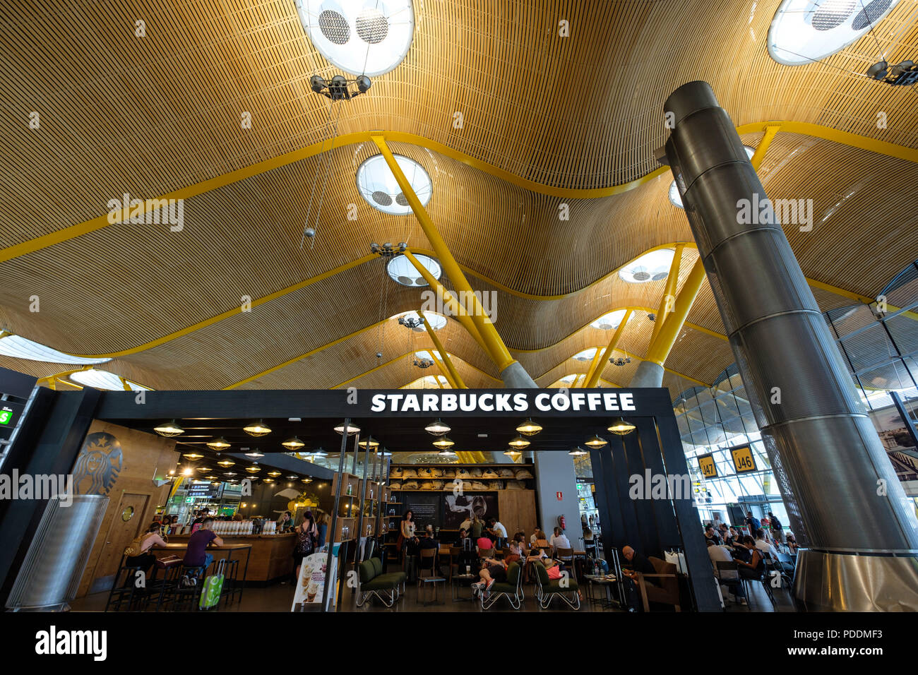 starbucks madrid airport