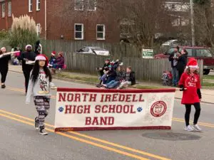 statesville christmas parade 2022