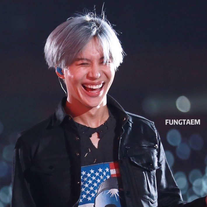 taemin smiling