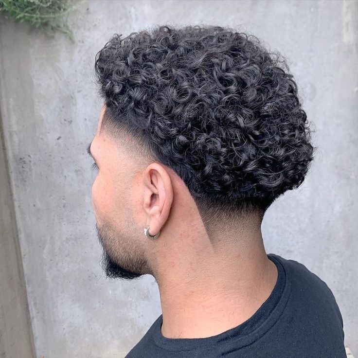 taper fade curly