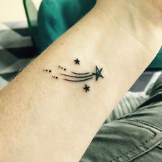 tatuajes de estrellas fugaces