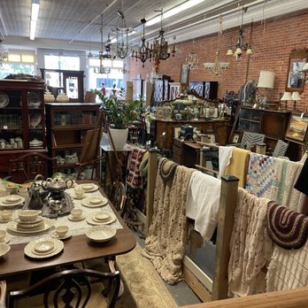 taunton antique center