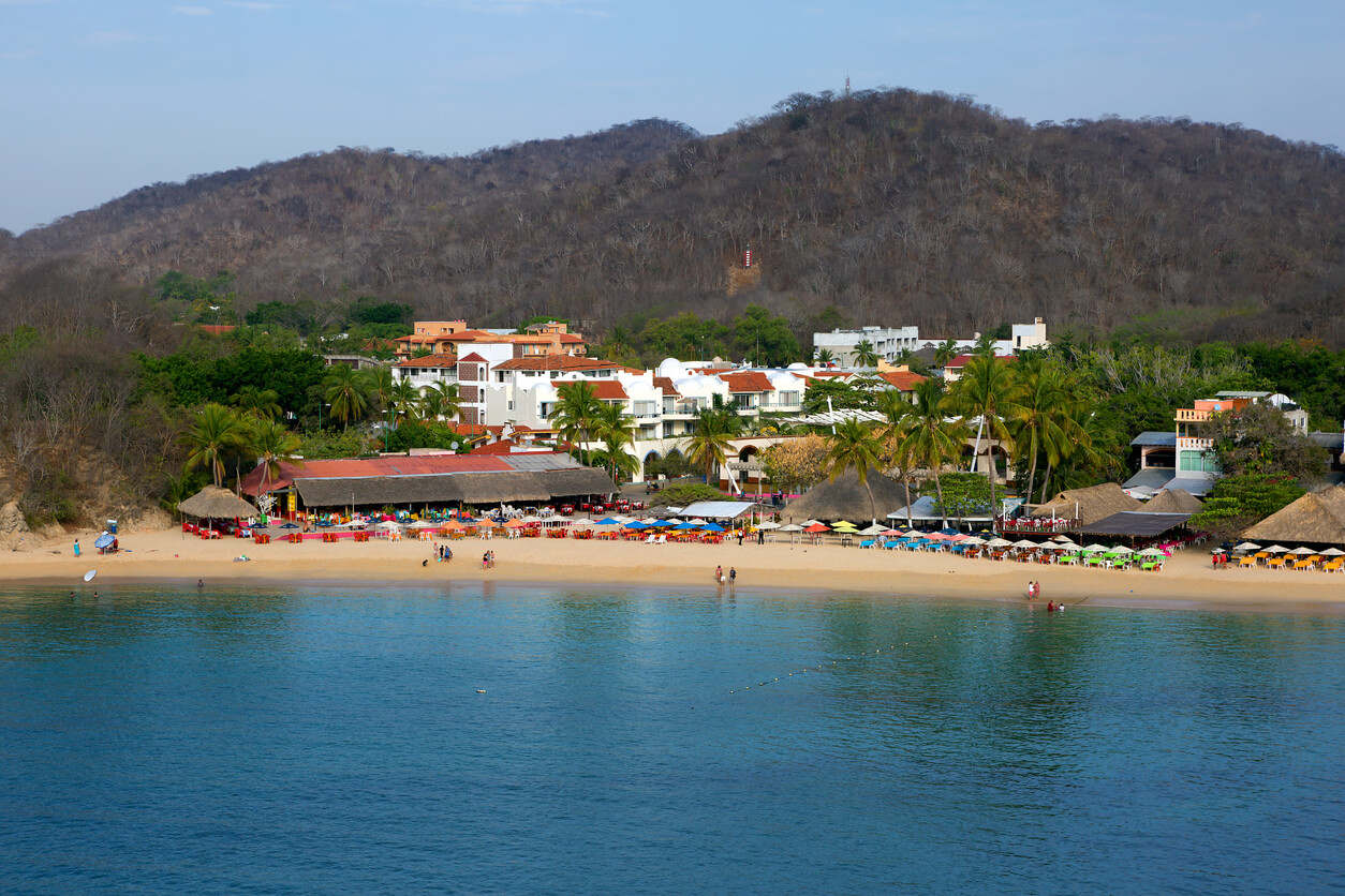 temp in huatulco mexico