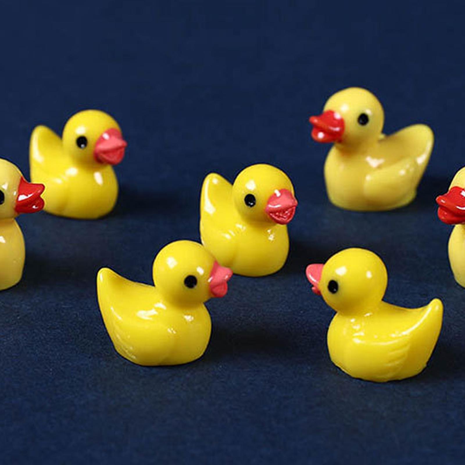 tiny plastic ducks