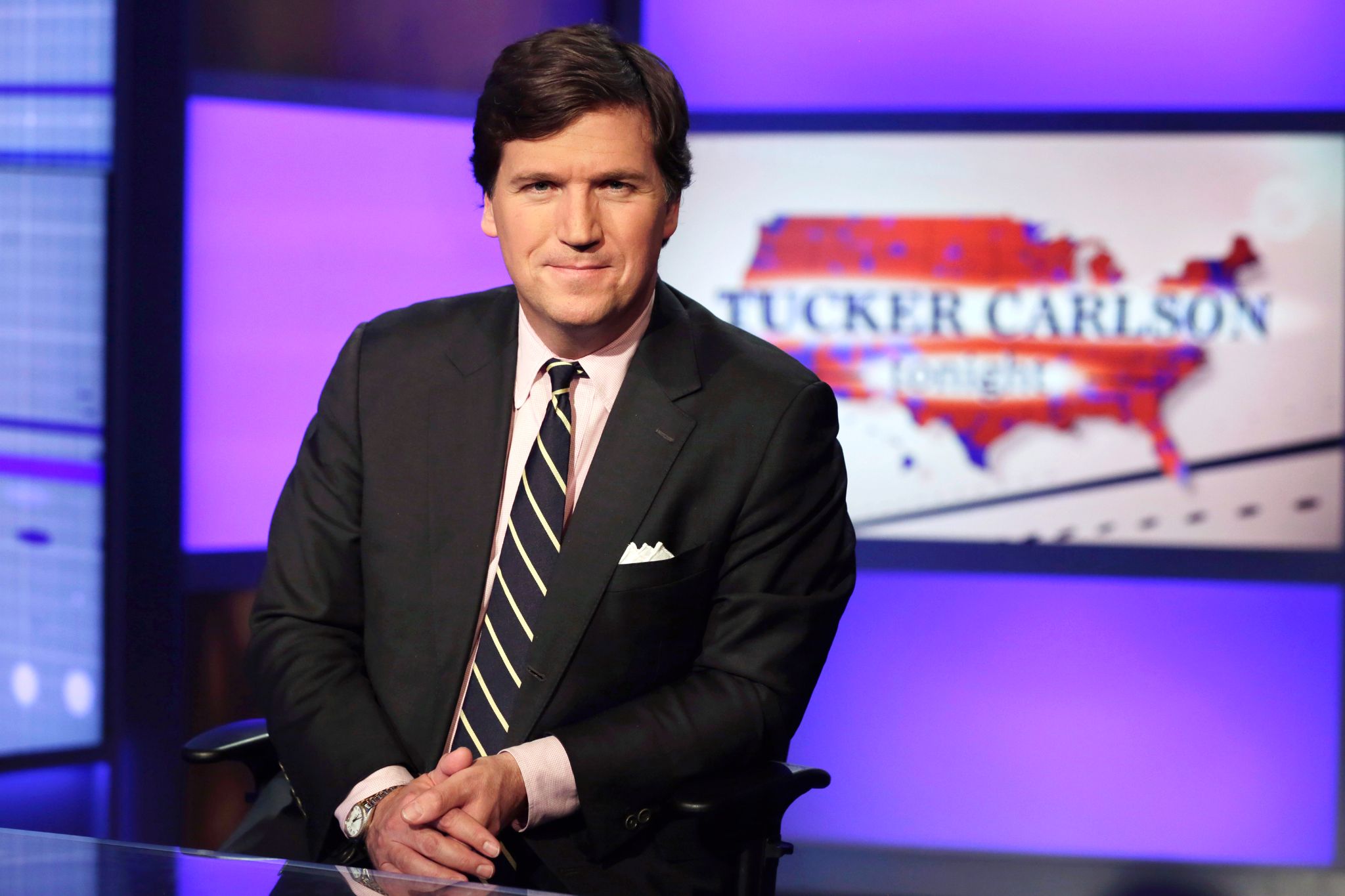 tucker carlsons net worth 2023