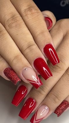 uñas elegantes rojas