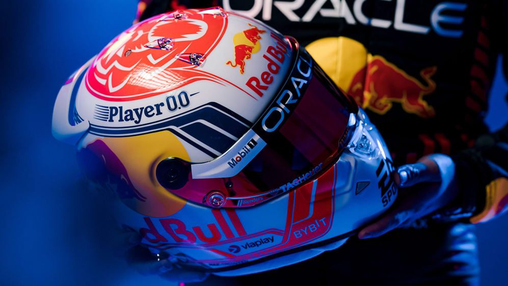 verstappen helmet