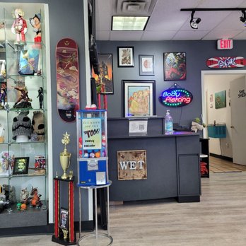 west end tattoo and piercing reviews