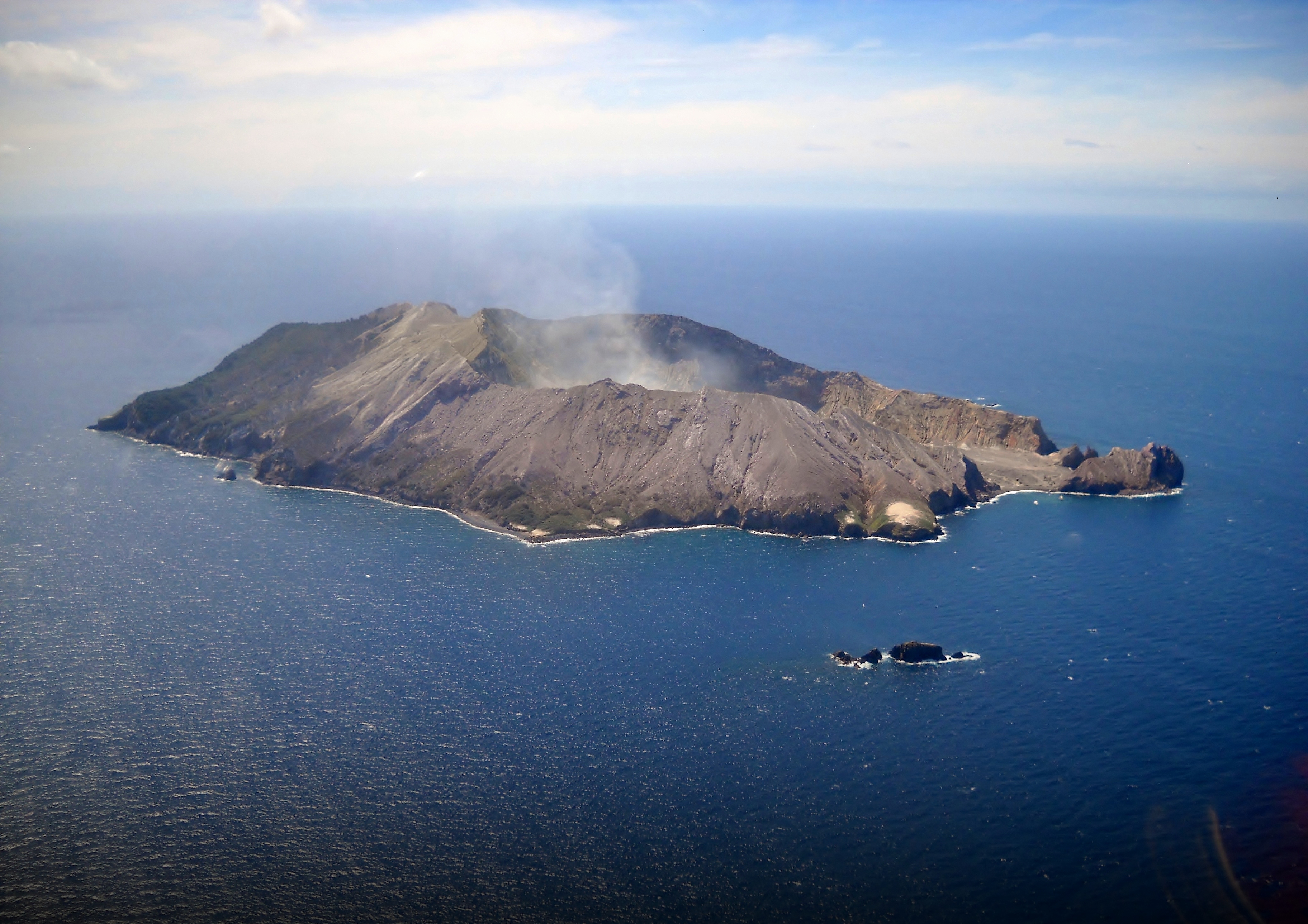 whakaari beach